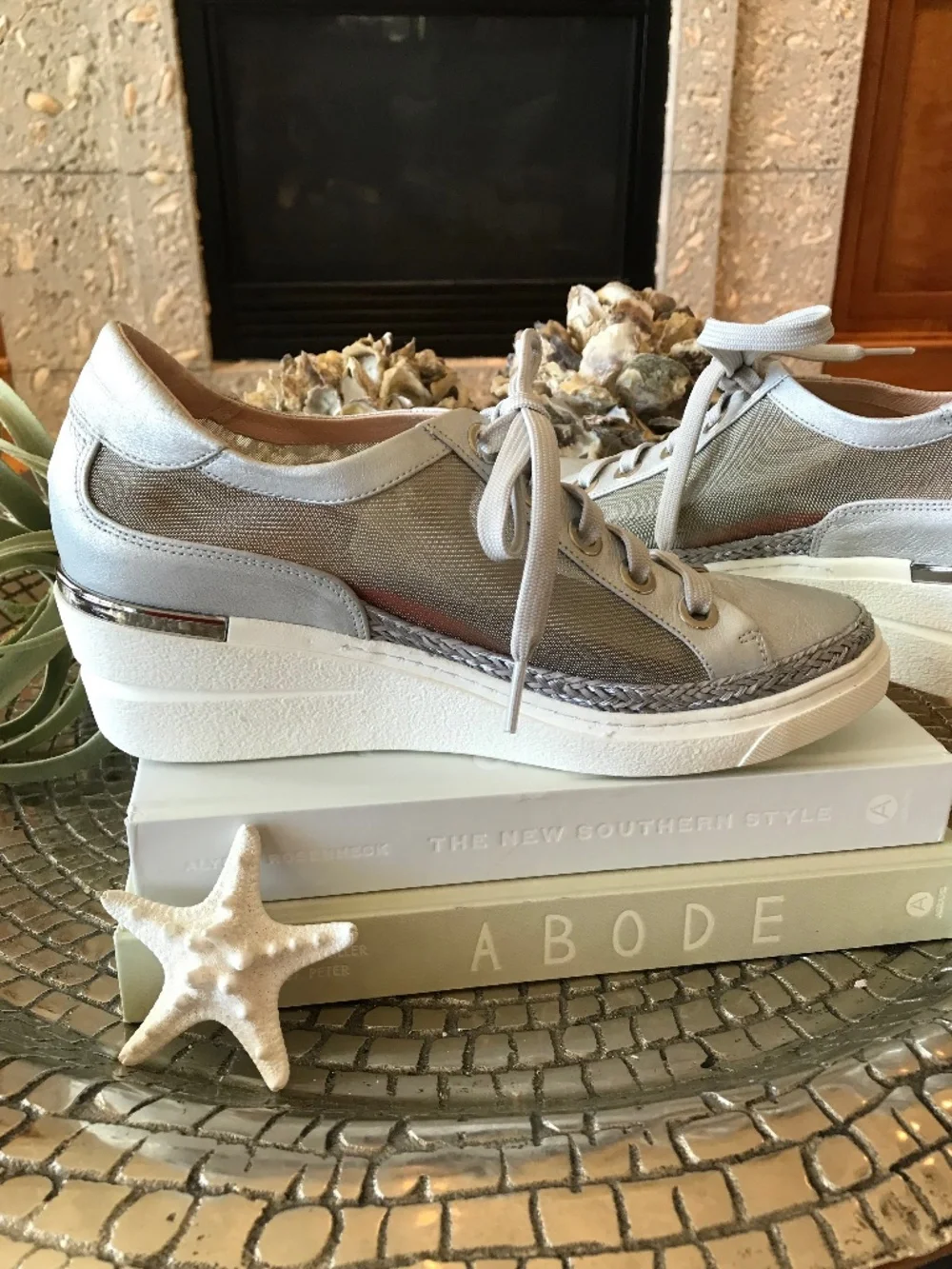 🆕 SOFTWAVES SILVER LEATHER MESH WEDGE PLATFORM SNEAKERS